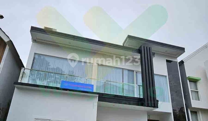 For Quick Sale Luxury House in Tamansari Metropolitan Area, Very Affordable Price For Quick Sale Luxury House in Tamansari Metropolitan Area, Very Affordable Price