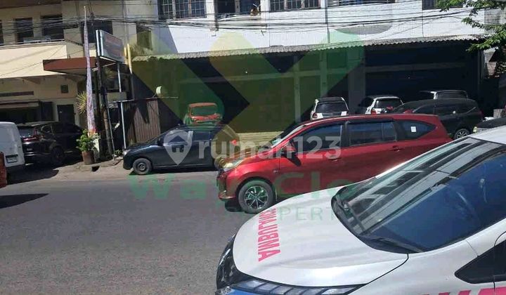 For Rent: Very Strategic Shop House in Wenang Area, Very Affordable Price 1