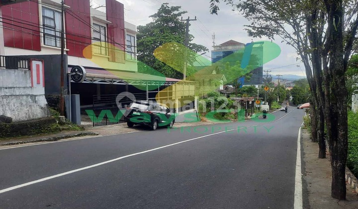 For Rent: Beautiful and Strategic Shop House in Wanea Area, Very Affordable Price 2