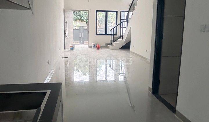 Rumah Baru Gress Di Villa Melati Mas 2