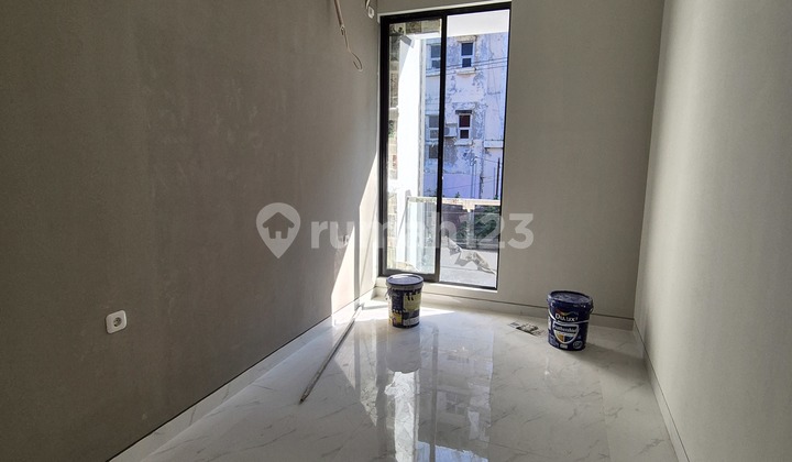 Rumah Mungil Berkualitas Lokasi Strategis di Sutorejo Prima Utara Dekat Raya Mulyosari 2