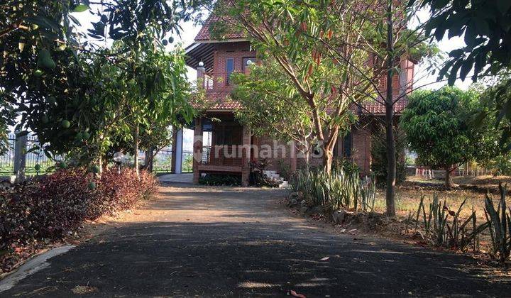 Rumah Villa Full Furnished View Gunung Ciremai di Kuningan 1