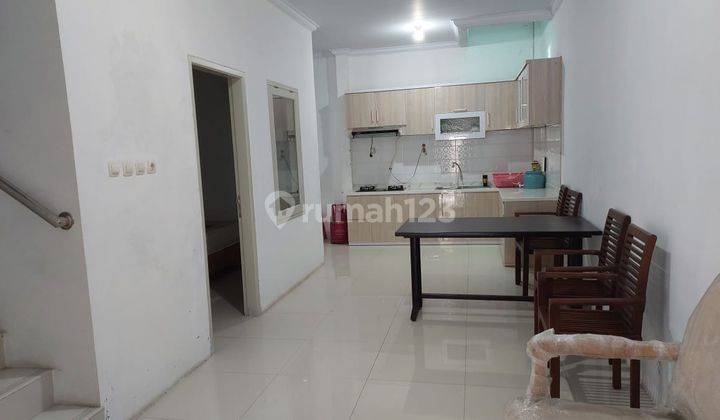 Disewakan Rumah 3 Lantai Full Furnished Area Tengah Kota Cirebon 2