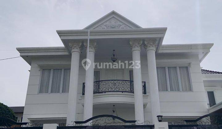 Rumah Mewah 2 Lantai Ada Kolam Renang Garasi Luas Siap Huni 1