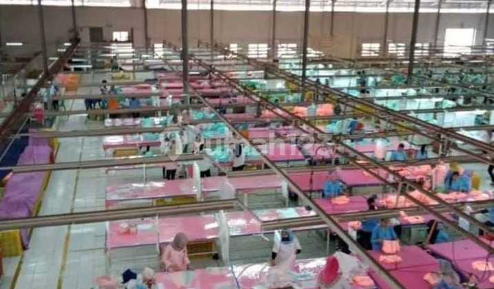 Active Garment Factory in Purwakarta, 30 Minutes from Toll Gate