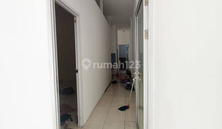 Dijual/sewa
Ruko 2 lantai  di Taman Surya 5 (dekat pasar laris), Kalideres, Jakarta Barat 2