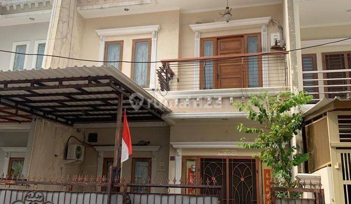 Dijual cepat
Rumah 3 lantai di jl Danau Indah, Sunter, Jakarta utara 1