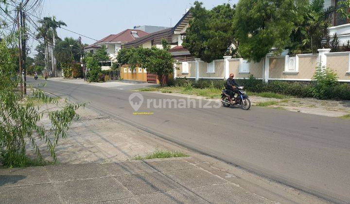 Rumah di Duri Kepa
Jl. Duri Utama Raya
Kebon Jeruk - Jakarta Barat 1