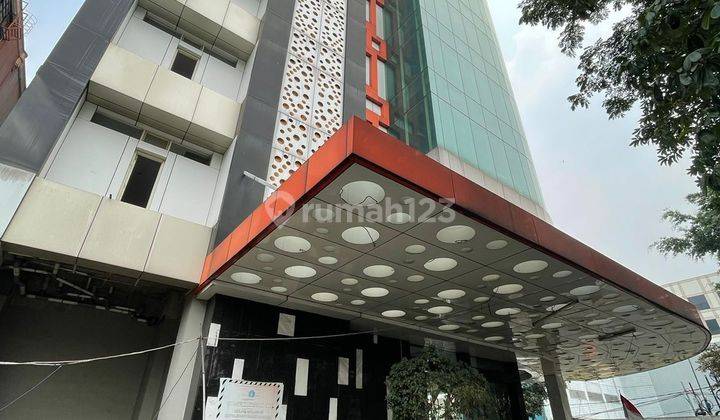 JUAL CEPAT !

Gedung Kantor Mampang Prapatan Raya
Jakarta Selatan 2