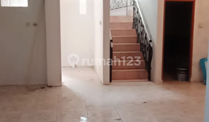 Dijual rumah 3 lantai di Citra 1 ext, Kalideres, Jakarta Barat 2