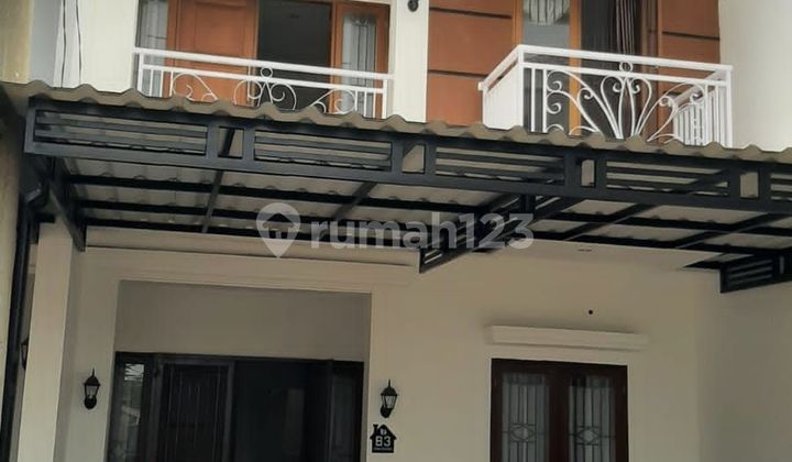 Dijual rumah 2 lantai di Jagakarsa
Jagakarsa, Jakarta Selatan 1