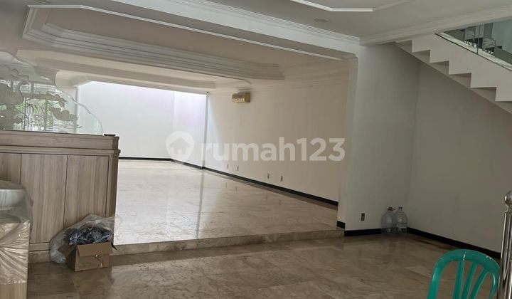 Dijual rumah 2 lantai di Taman Alfa Indah, Joglo, Kembangan, Jakarta Barat