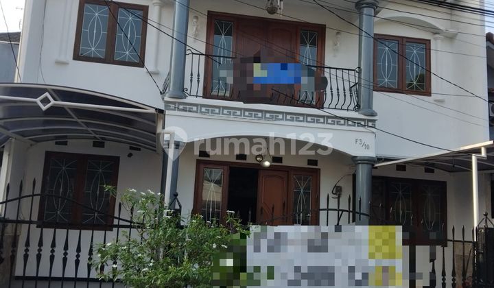 Dijual cepat
Rumah 2 1/4 lantai di perum Duren Sawit, Jakarta Timur