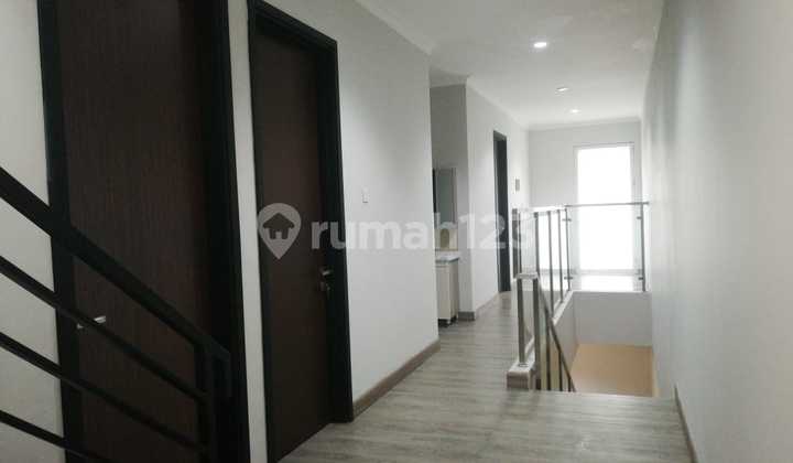 Dijual Cepat Rumah 2.5 Lantai di Citra 8, Kalideres, Jakarta Barat