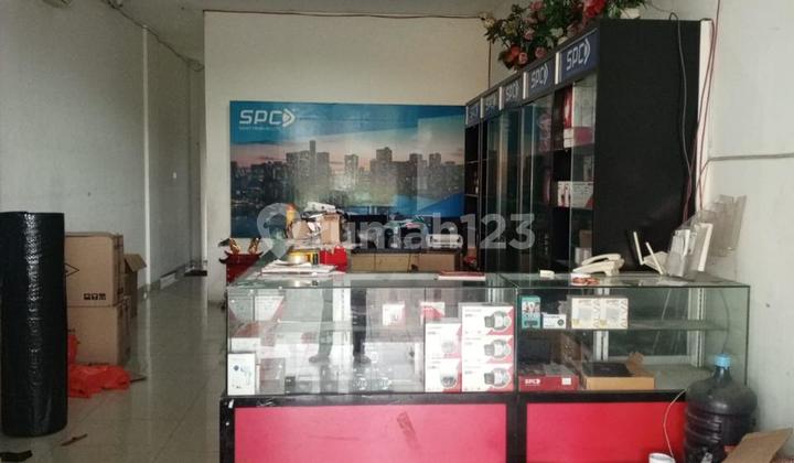 Dijual Ruko Aerowalk 3 Lantai di Citra Garden 8, Kalideres, Jakarta Barat.