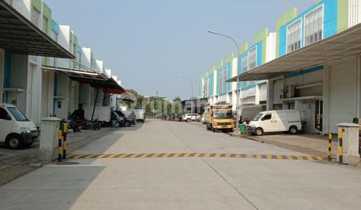 Warehouse For Sale in Sedayu Bizpark, Daan Mogot, West Jakarta. Warehouse For Sale in Sedayu Bizpark, Daan Mogot, West Jakarta.