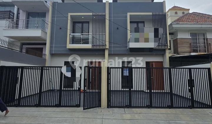Dijual Rumah 2 Lantai di Kavling Dki, Meruya Selatan, Kembangan, Jakarta Barat.