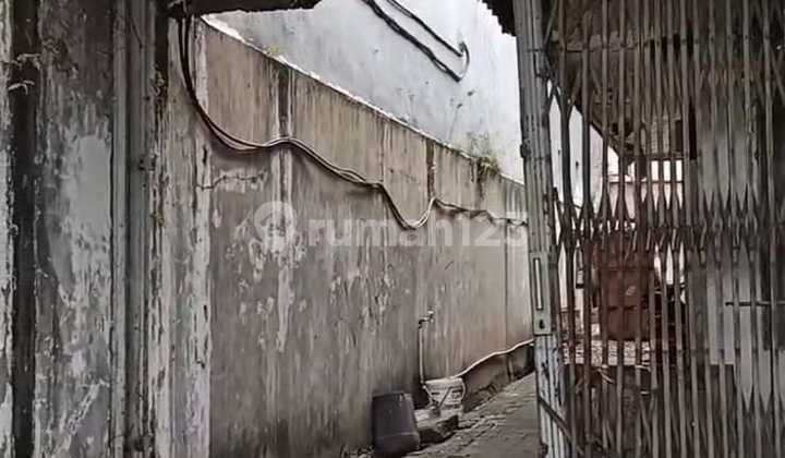 Dijual Tanah Ada Bangunan Tua Ex Bank Index Jl. Wahid Hasyim