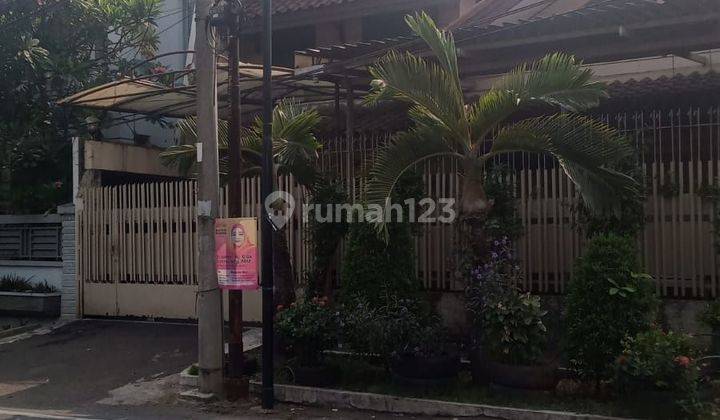 Rumah termurah jarang ada di JL gudang peluru raya  kebon baru tebet jaksel 1