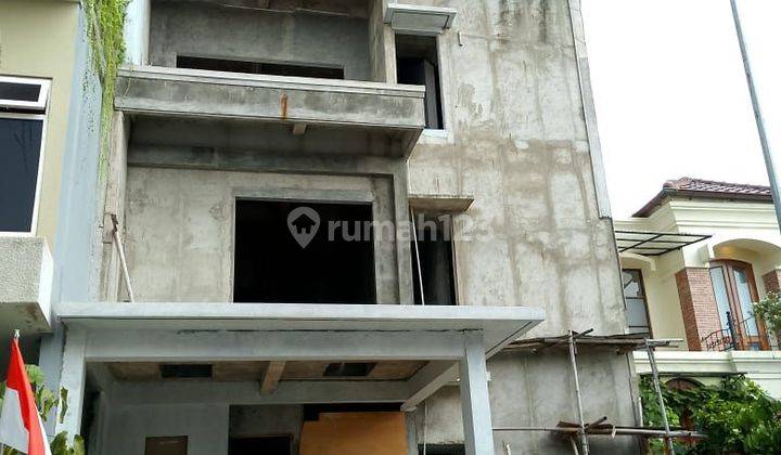 Rumah 3 lantai termurah di  Perum Permata Mediterania cluster diamond  1