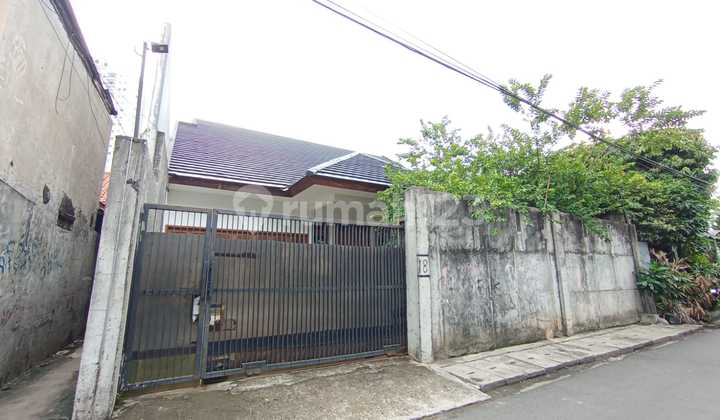 Rumah Murah Strategis di Belakang Itc Permata Hijau