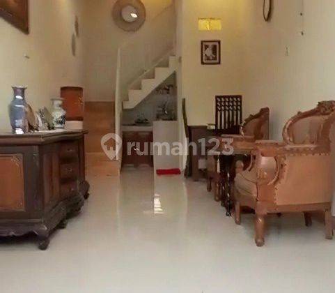 RUMAH 2,5 LANTAI KARANG EMPAT SURABAYA TIMUR, CUMA 400 JUTA