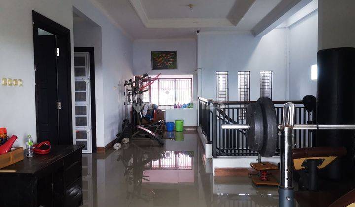 Rumah di jalan siklepuh  tegal kota