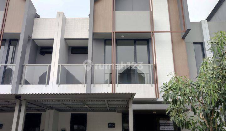 Rumah Bsd City Yuthica Baru Lokasi Dekat Eka Hospital