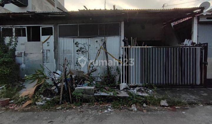 DI  RUMAH HITUNG TANAH BABATAN PANTAI KENJERAN SURABAYA TIMUR 2