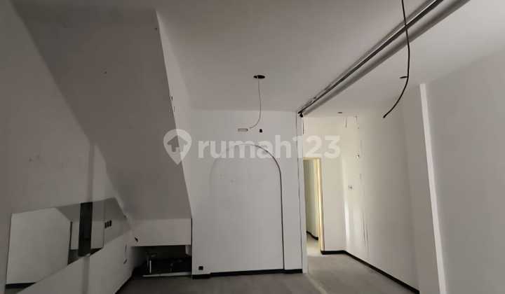 EMA396 DIJUAL RUKO BAGUS SIAP PAKAI SHM DI NIRWANA EKSEKUTIF