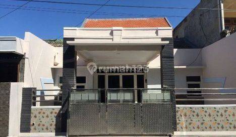 Ca2593 Rumah Bagus Unfurnished SHM di Pondok Tjandra Indah , Sidoarjo 1