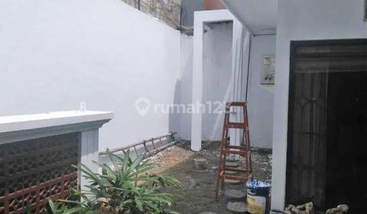 CA25109 Rumah Bagus Semi Furnished SHM di Margorejo Indah , Surabaya 2