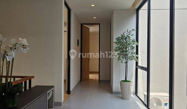 EMA331 Dijual Rumah Bagus Unfurnished SHM di Central Park Juanda 2