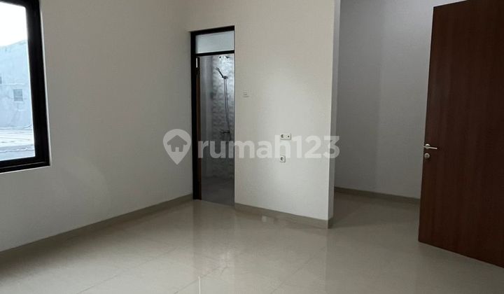 Ca909 Dijual Rumah Baru Minimalis Siap Huni SHM di Lebak Surabaya Timur 2