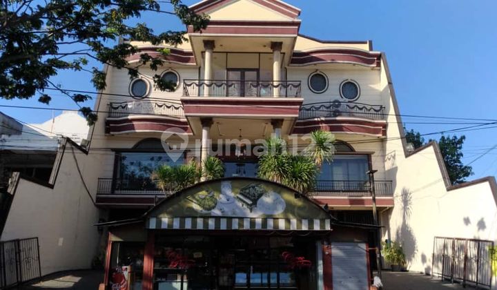 EMA388 For Sale, Excellent 3-Story Strategic Shop in Bratang
