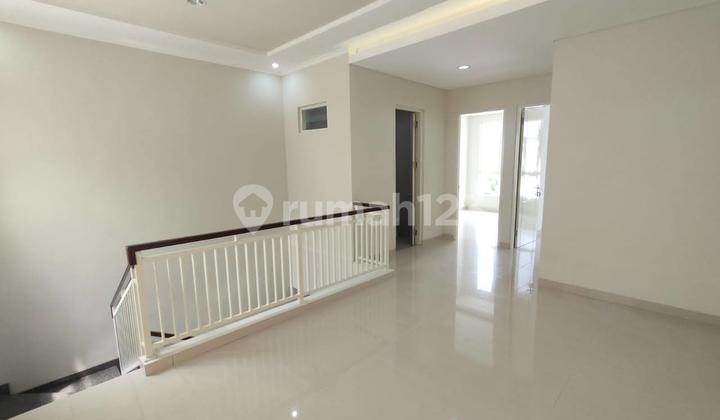 EMA386 DIJUAL RUMAH BARU MINIMALIS SHM DI MANYAR TIRTO 2