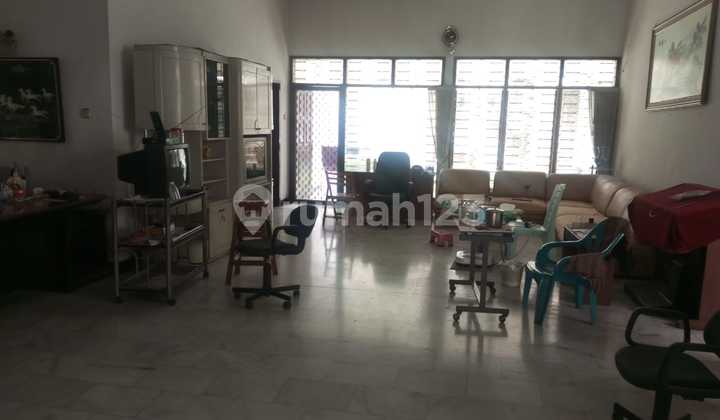 Ema412 Dijual Rumah Siap Huni Besar Strategis SHM di Raya Satelit Indah Surabaya Ema412 Dijual Rumah Siap Huni Besar Strategis SHM di Raya Satelit Indah Surabaya