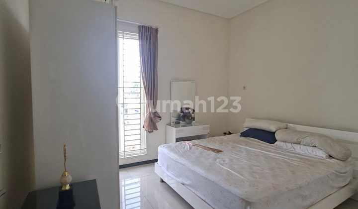 Ca912 Dijual Rumah 2 Jejer Siap Huni SHM Strategis di Klampis 2