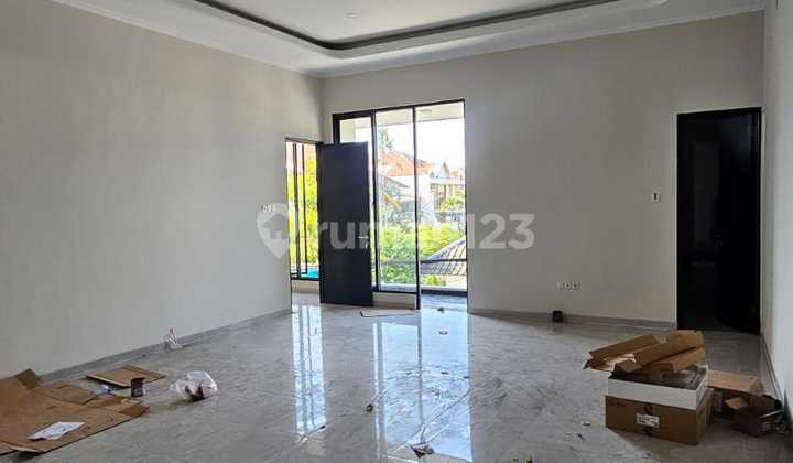 Ema411 Dijual Rumah Baru Hook Siap Huni Dekat Pusat Perbelanjaan SHM di Sutorejo Prima Ema411 Dijual Rumah Baru Hook Siap Huni Dekat Pusat Perbelanjaan SHM di Sutorejo Prima