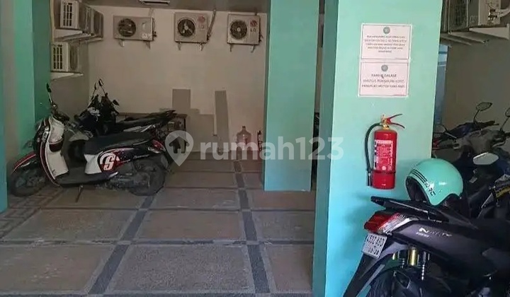 Ca969 For Sale: Exclusive, Active, Strategic, Attractive Boarding House with SHM in Tenggilis, Surabaya 2