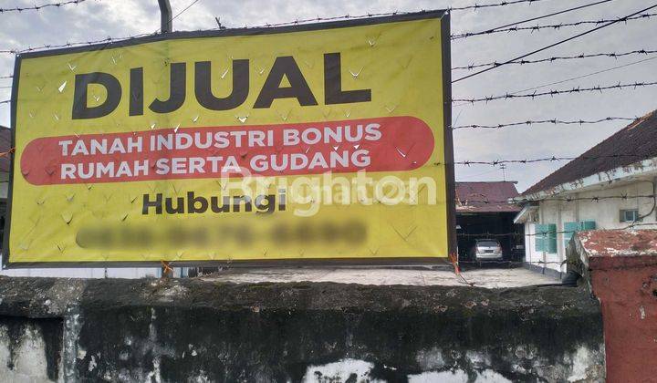 Rumah di raya gemekan mojokerto 1