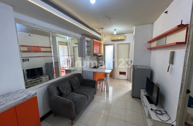 Kelapa Gading Apartment Nias 2 Bedrooms Furnished at Emerald Monthly Available View Release