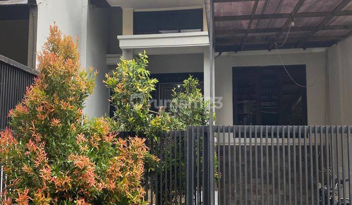 Rumah Siap Huni Di Lokasi Strategis Di pondok hijau 1