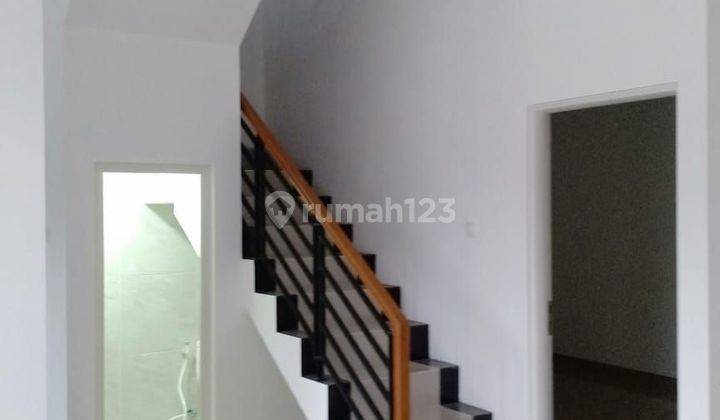 Di jual rumah depok ready siap huni tanpa dp dekat MRT, stasiun kereta,dekat pintu toll, halte busway dan pusat pendidikan, dan perbelanjaan, perkantoran, kuliner dan minimarket 2