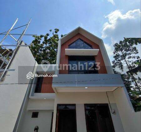 Di jual rumah Ciputat ready siap huni tanpa dp dekat, MRT,KRL, stasiun kereta,halte busway,pintu toll, sekolah dan pusat perbelanjaan dan rumah sakit  1