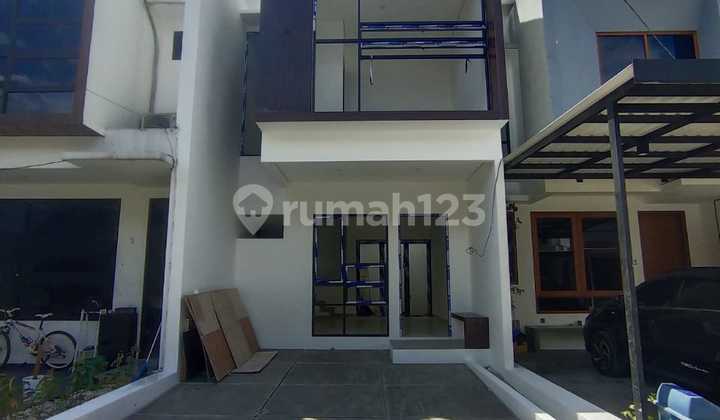 Di jual rumah Murah 2 lantai pondok labu,pasar minggu,jagakarsa,lenteng agung,mampang, jakarta selatan ready siap huni tanpa dp dekat MRT,stasiun kereta pintu toll halte busway pusat perbelanjaan sekolah tempat ibadah dan tempat Kuliner