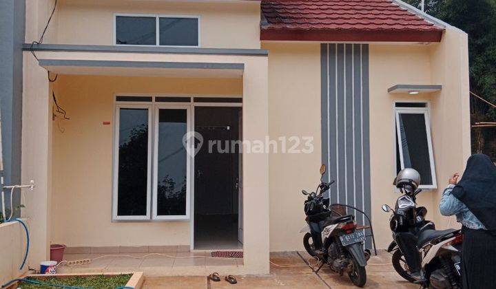 Di jual rumah Pancoran mas , tangkapan jaya ,limo, Cinere,Depok ready tanpa DP dekat, MRT,pintu tol, LRT,halte busway, rumah sakit, universitas,mall 2