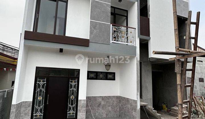 Di jual rumah 2 lantai tanpa bank, tanpa bi cheking, ready, tanpa dp, Matraman,rawamangun,mampang,kemang,Jakarta timur,Jakarta Selatan,dekat MRT,LRT,Stasiun kereta,pintu toll,halte busway,sekolah,mall,rumah sakit 2