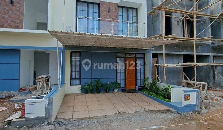 Di jual rumah 2 lantai Cibubur,Cilangkap,Ciracas,Jakarta,ready tanpa dp,tanpa Riba,tanpa bank,dekat MRT,LRT,Stasiun kereta,pintu toll,halte busway,rumah sakit,tempat ibadah,mall 1