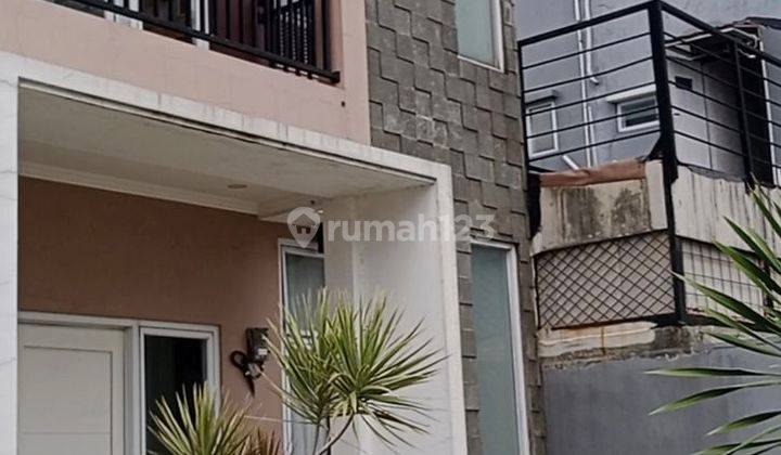 Di jual rumah 2 lantai Cibubur, Cilangkap, Ciracas, jakarta, ready tanpa DP,dekat MRT,LRT, Stasiun kereta,pintu toll,halte busway, tempat ibadah,sekolah, 1